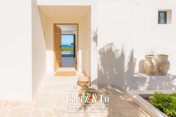 photo 2 Beautiful luxury home in Cala Tarida, Cala Tarida